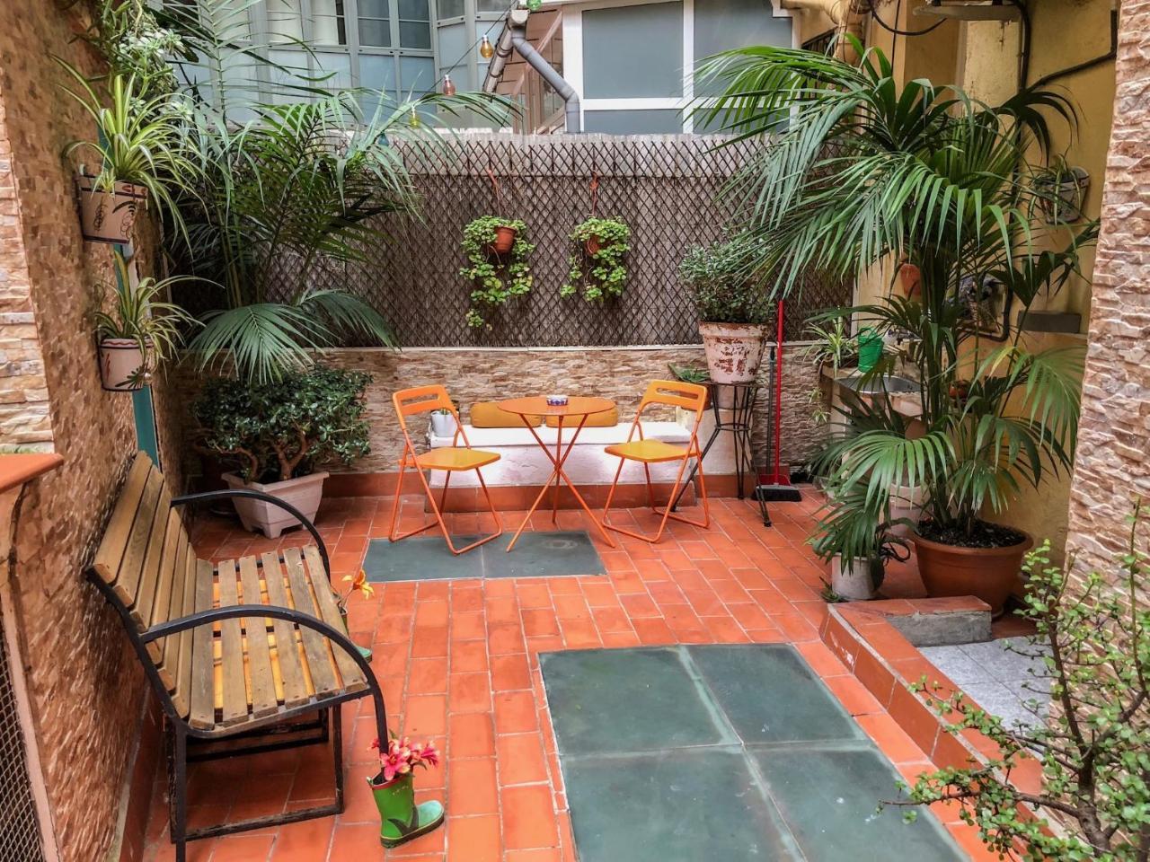 La Isla Hostal Barcelona Exteriér fotografie